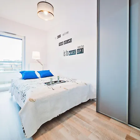 Apartmán Homely Place - Parking 7 *