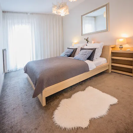Apartmán Homely Place - Parking 7 Poznaň